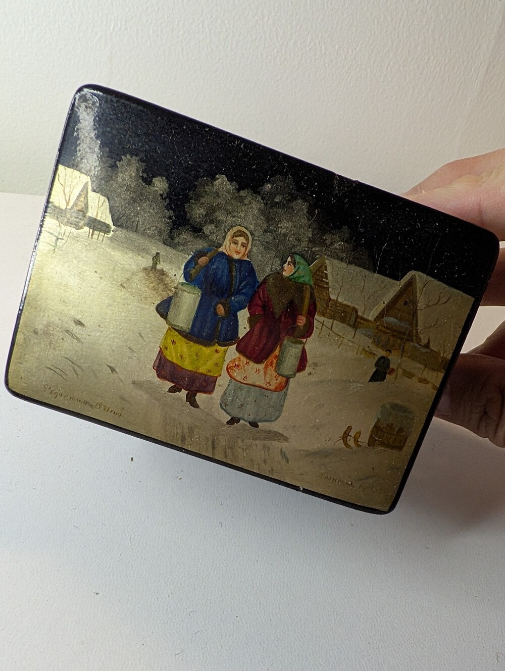 Vintage Russian Lacquer Trinket Box Hand Painted Winter Village Scene